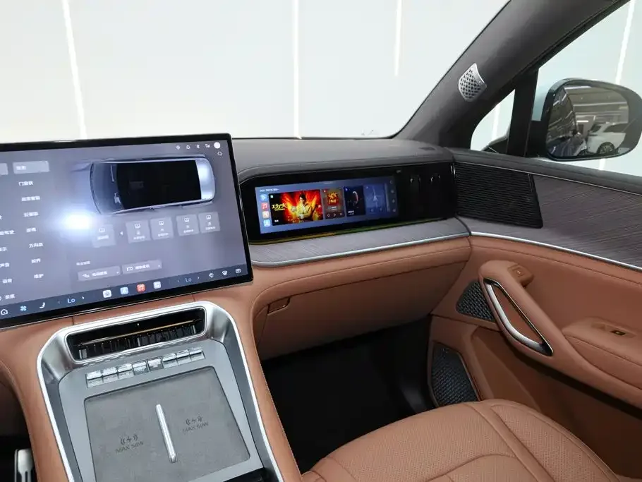 Denza Denza N9 2025 Model Premium Excellence — Фото автомобиля 24