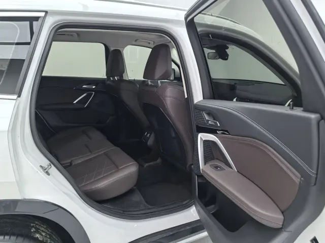BMW X1 — Фото автомобиля 11