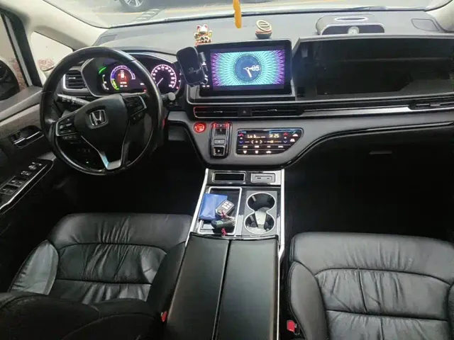 Honda Odyssey — Фото автомобиля 11