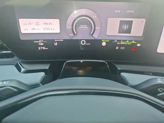 Audi Q6L e-tron — Фото автомобиля 15
