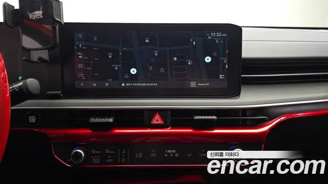 Kia K5 Новый K5 3 поколение 2.0 LPi(Для проката) — Фото автомобиля 14