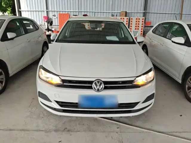 Volkswagen Polo — Фото автомобиля 2