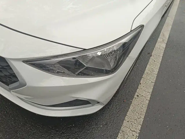 Hyundai Elantra — Фото автомобиля 23