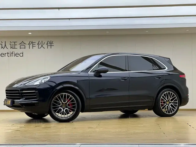 Porsche Cayenne 2019 Cayenne 3.0T — Фото автомобиля 3