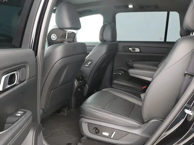 Li Auto ONE — Фото автомобиля 7