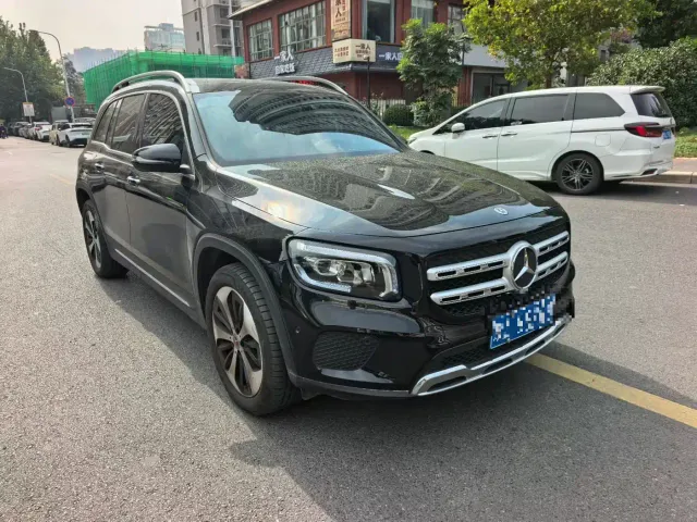 Mercedes-Benz GLB-Class — Фото автомобиля 2