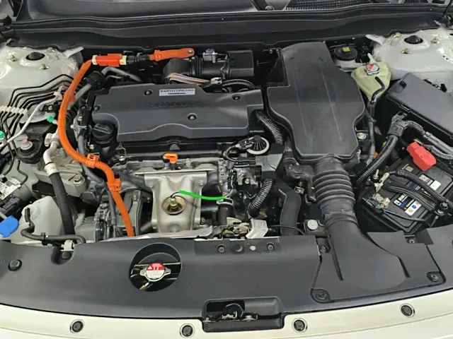 Honda Accord — Фото автомобиля 10