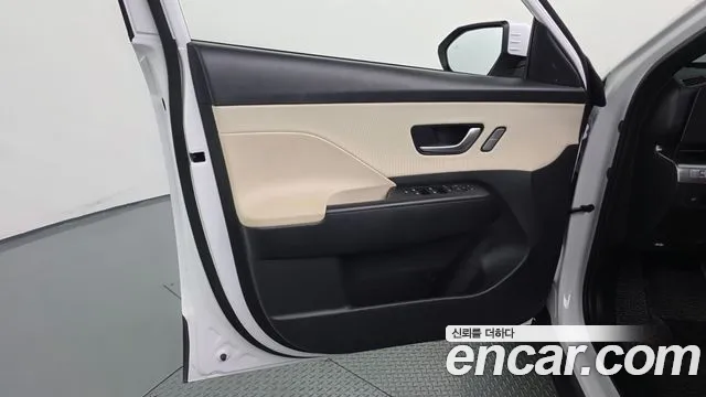 Hyundai Kona SX2 — Фото автомобиля 13