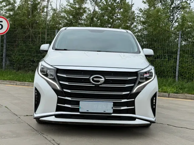 GAC Trumpchi M8 — Фото автомобиля 2