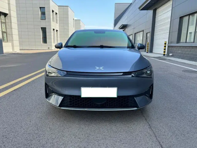 Xpeng P5 — Фото автомобиля 2