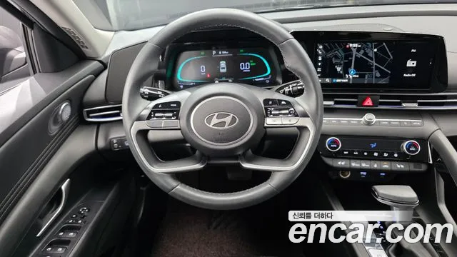 Hyundai Avante CN7 — Фото автомобиля 13