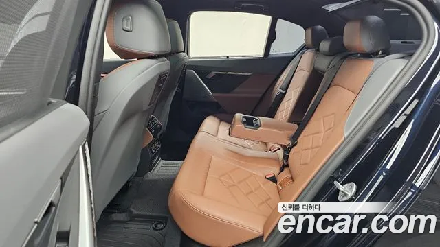 BMW 5-Series 5 серия (G60) 530i xDrive M Sport — Фото автомобиля 10