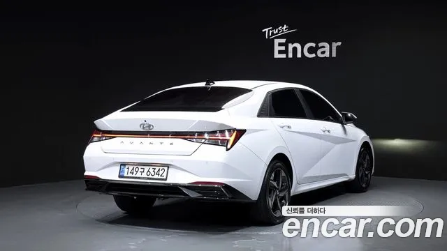 Hyundai AVANTE Avante (CN7) — Фото автомобиля 2