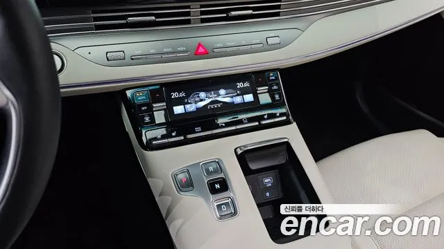 Hyundai Grandeur Grandeur (New) — Фото автомобиля 12