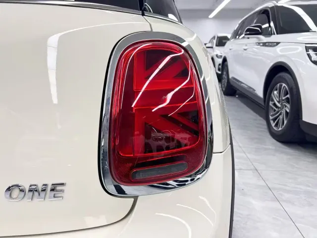 MINI Hatch — Фото автомобиля 20