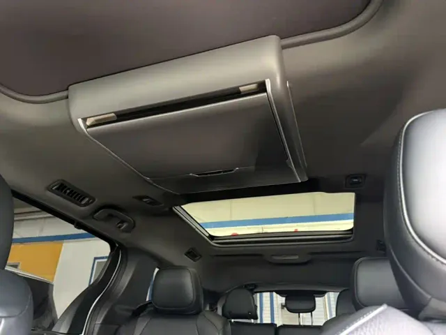 Toyota Granvia — Фото автомобиля 15