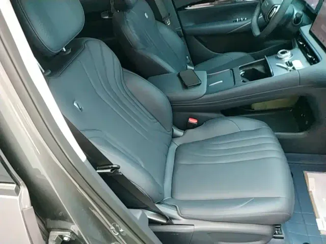 Geely Galaxy E5 — Фото автомобиля 24