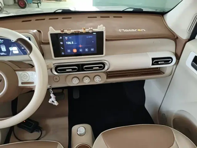 Wuling Hongguang Mini EV — Фото автомобиля 12