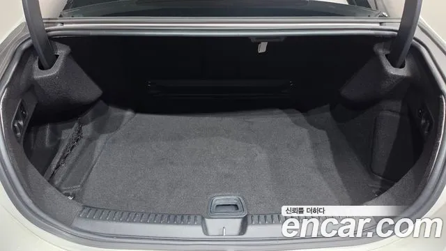 Mercedes-Benz E-Class W214 — Фото автомобиля 26