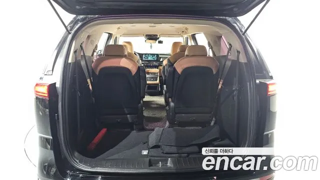 Kia Canival Carnival 4 поколение 9 мест Prestige — Фото автомобиля 20