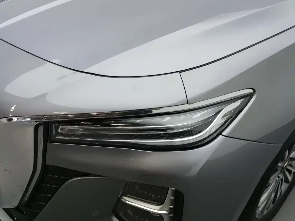 Hongqi Hongqi H5 2024 1.5T DCT Smart Connect Flag Rhythm Edition — Фото автомобиля 7