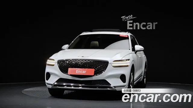 Genesis GV70 2.5T Бензин 2WD — Фото автомобиля 3