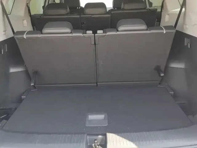 Volkswagen ID.6 X 2023 Upgraded Pure Long Range Edition — Фото автомобиля 4