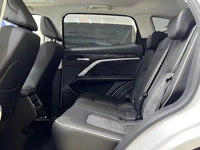 Haval H6 — Фото автомобиля 12
