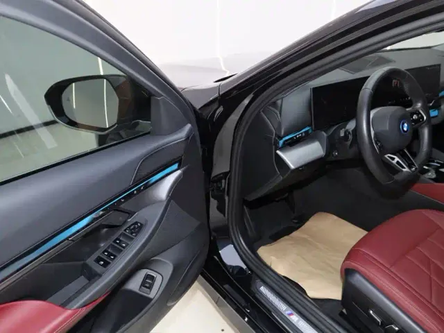 BMW BMW i5 2024 eDrive 35L M Sport Package — Фото автомобиля 19