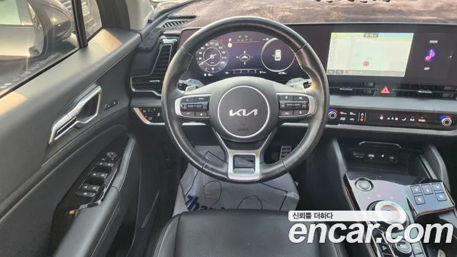 Kia Sportage Sportage 5-е поколение Бензин 1.6 турбо 2WD — Фото автомобиля 10