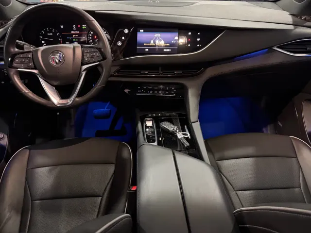 Buick Enclave — Фото автомобиля 17