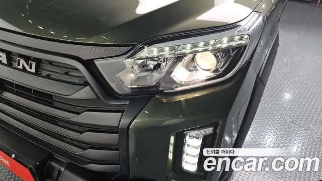 KG_Mobility_Ssangyong Rexton Новый Rexton Sport Khan Дизель 2.2 4WD — Фото автомобиля 21