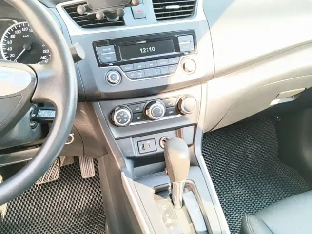 Nissan Sylphy — Фото автомобиля 12