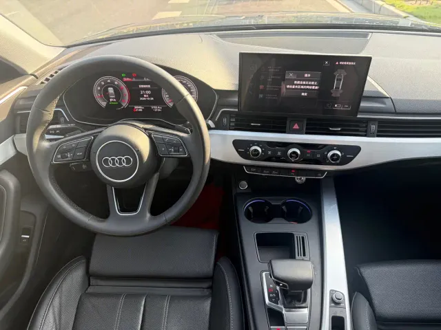 Audi A4L — Фото автомобиля 11
