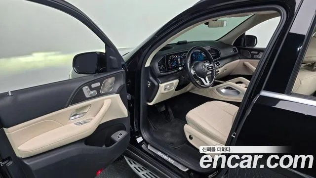 Mercedes-Benz GLE-Class — Фото автомобиля 11