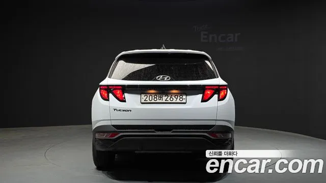 Hyundai Tucson Tucson (NX4) Бензин 1.6 турбо 2WD — Фото автомобиля 4