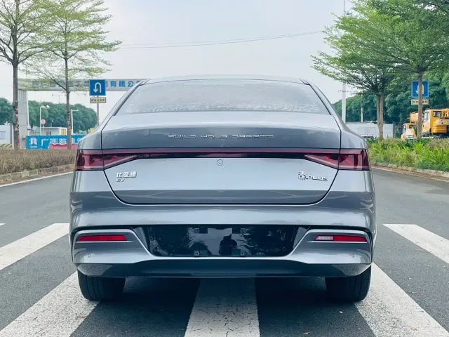BYD Qin PLUS — Фото автомобиля 6