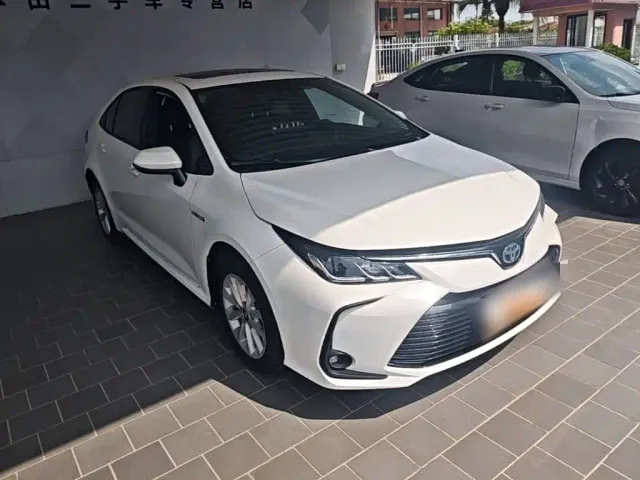 Toyota Corolla — Фото автомобиля 3