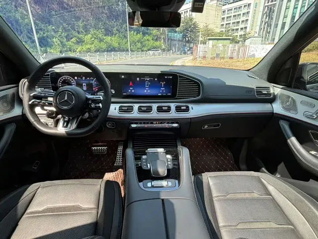 Mercedes-Benz GLE-Class AMG — Фото автомобиля 12