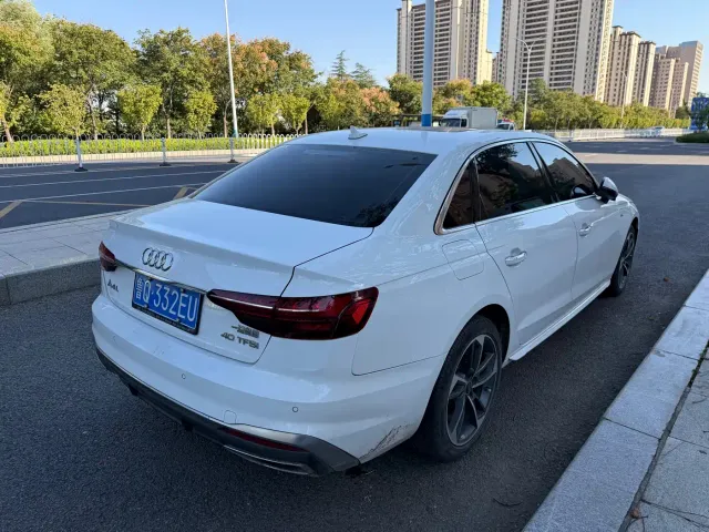 Audi A4L — Фото автомобиля 10