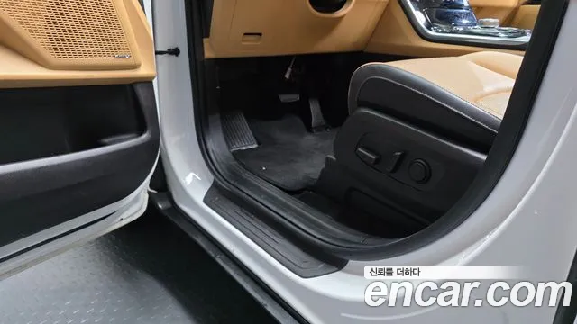 Kia Carnival 4th Gen — Фото автомобиля 29