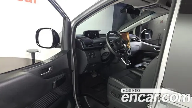 Hyundai Staria — Фото автомобиля 15