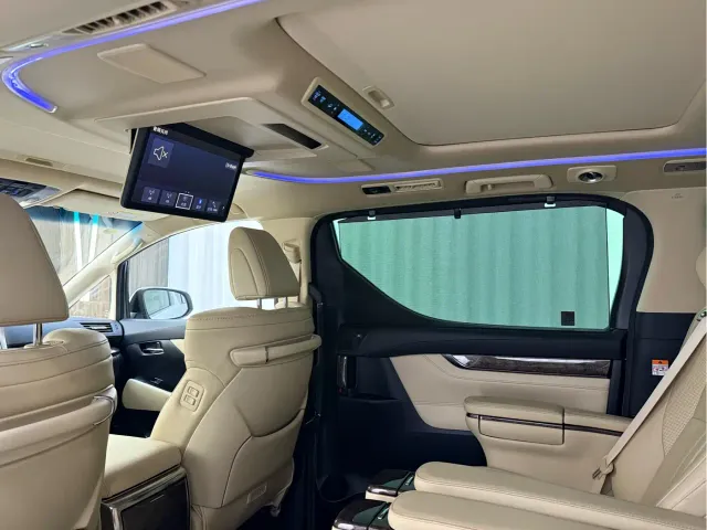 Toyota Vellfire — Фото автомобиля 7
