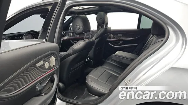 Mercedes-Benz E-Class W213 — Фото автомобиля 17