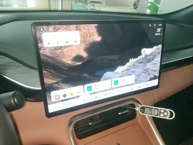 Geely Galaxy L6 — Фото автомобиля 12