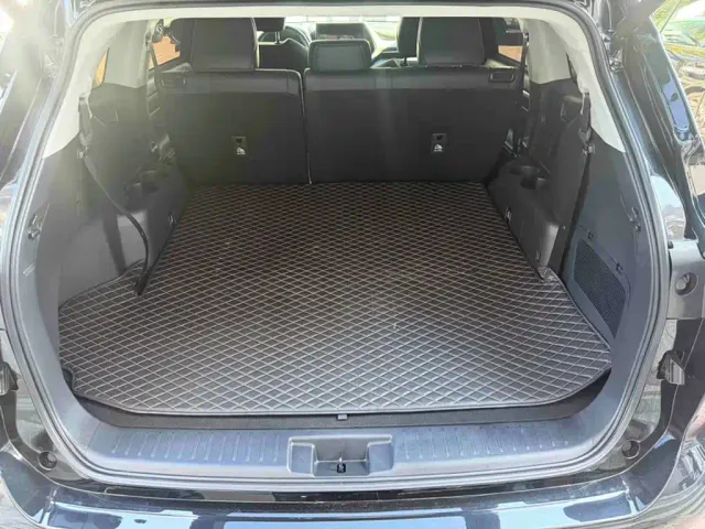 Toyota Highlander — Фото автомобиля 3