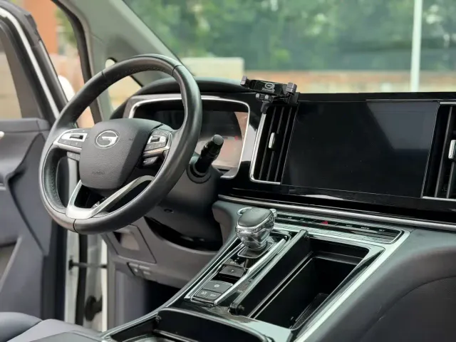 GAC Trumpchi M8 — Фото автомобиля 6
