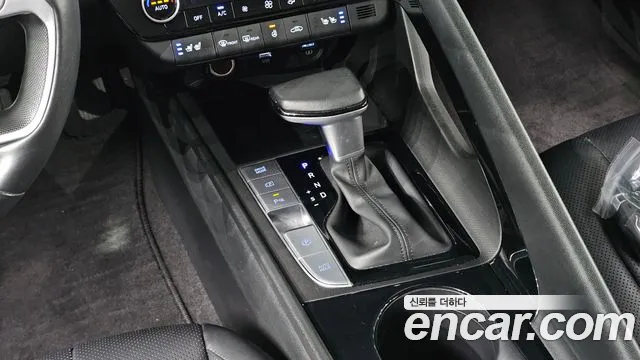 Hyundai AVANTE Avante (CN7) — Фото автомобиля 9