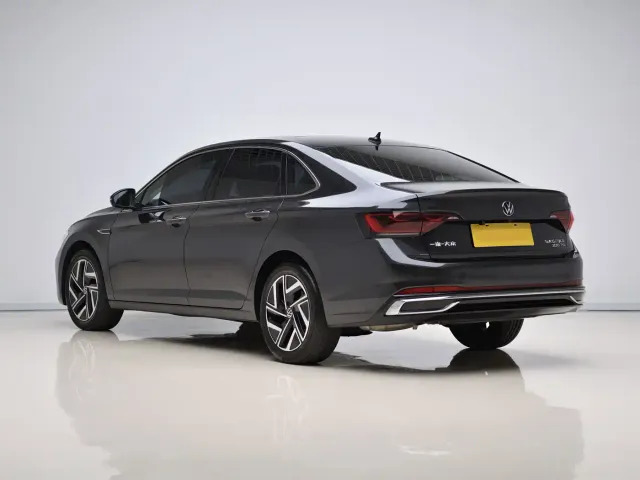Volkswagen Sagitar — Фото автомобиля 4