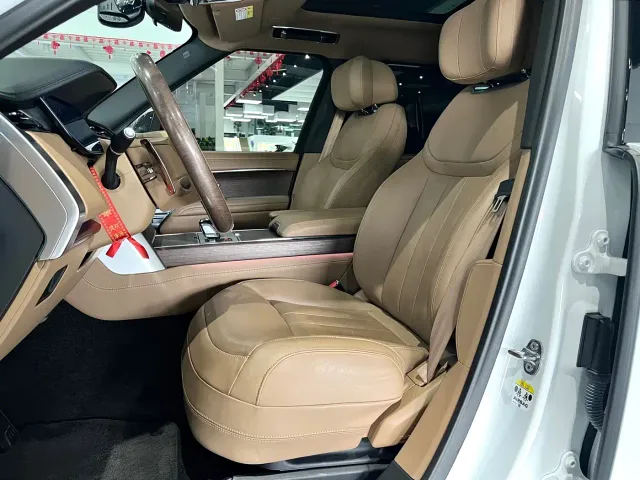 Land Rover Range Rover — Фото автомобиля 19